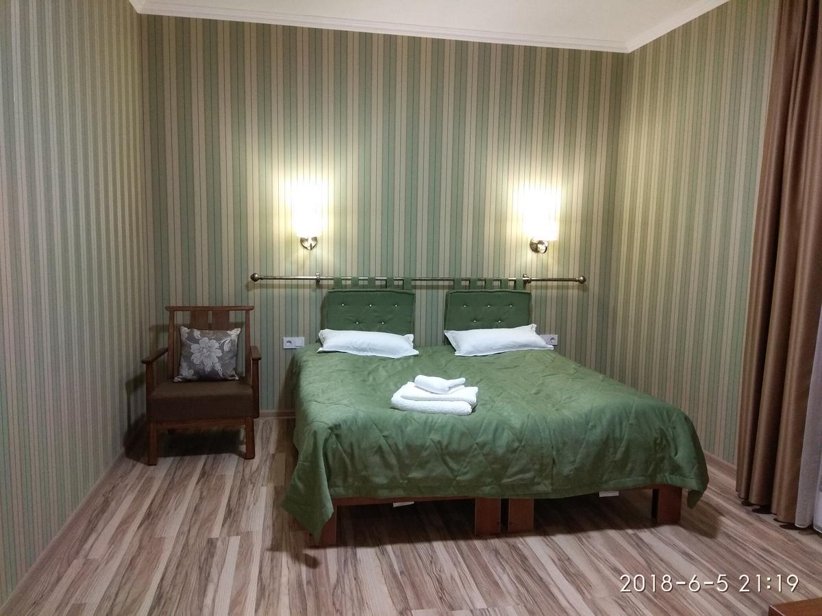 Azimut Hotel Balykchy Luaran gambar